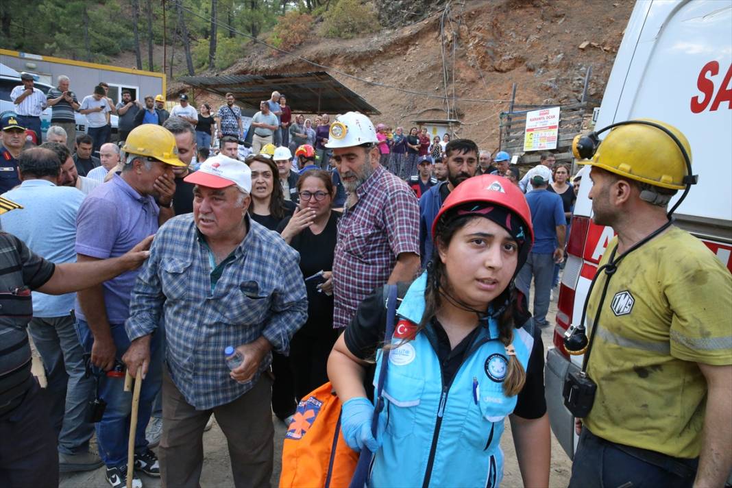 İğneyle kuyu kazıldı, madende göçük altında kalan işçiler kurtarıldı 2